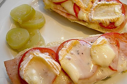 Daisys Camembert - Toast 1