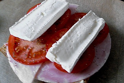 Daisys Camembert - Toast 2