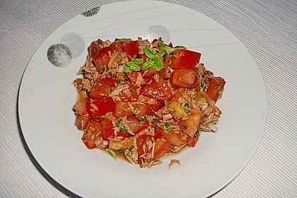 Illes leichter und leckerer Thunfisch - Tomaten - Salat 3