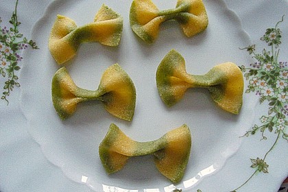 Gestreifter Nudelteig 26