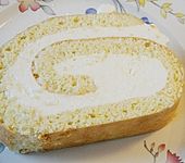 Biskuitrolle mit Zitronen - Quark - F&uuml;llung (Bild)