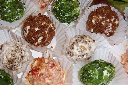 Frischk&auml;se - Pralinen mit Kr&auml;utern