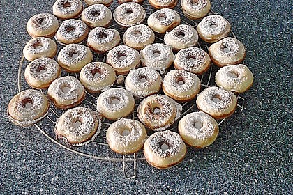 Donuts 22
