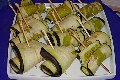 Auberginenr&ouml;llchen zum Grillen 1