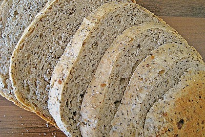 Mohn - Sonnenblumenkernbrot 1