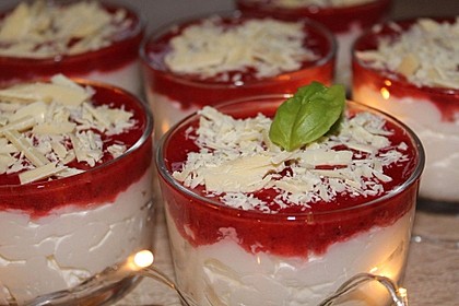 Spaghetti-Eis Dessert 3