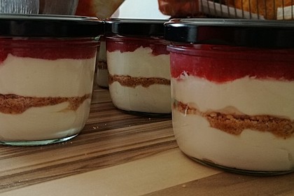 Spaghetti-Eis Dessert 82