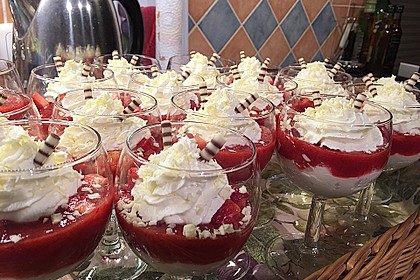 Spaghetti-Eis Dessert 15