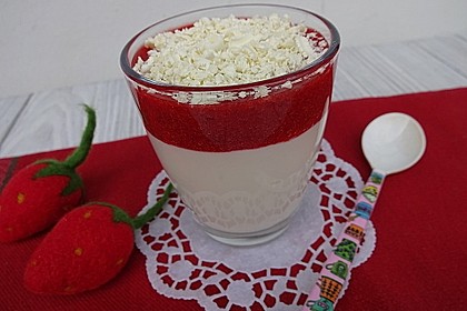 Spaghetti-Eis Dessert 10