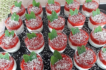 Spaghetti-Eis Dessert 12