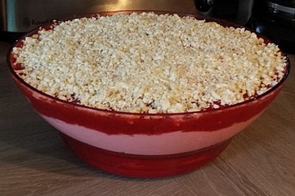 Spaghetti-Eis Dessert 76