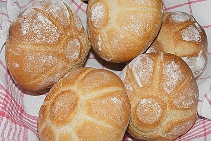Kaisersemmeln / Kaiserbr&ouml;tchen 4