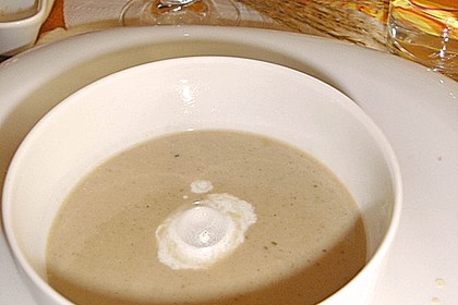 Cappuccino von der Maroni mit Trüffelschaum 8