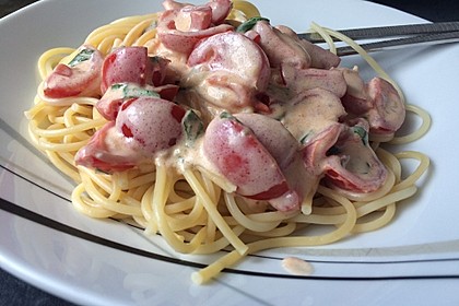 Nudeln mit marinierten Cherrytomaten und Frischkäse 30