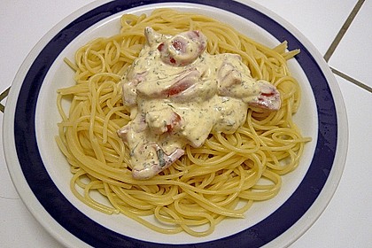 Nudeln mit marinierten Cherrytomaten und Frischkäse 47