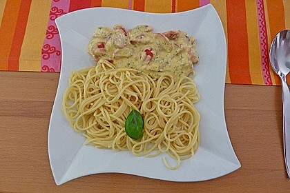 Nudeln mit marinierten Cherrytomaten und Frischkäse 45
