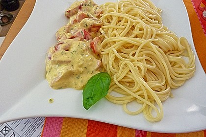 Nudeln mit marinierten Cherrytomaten und Frischkäse 43