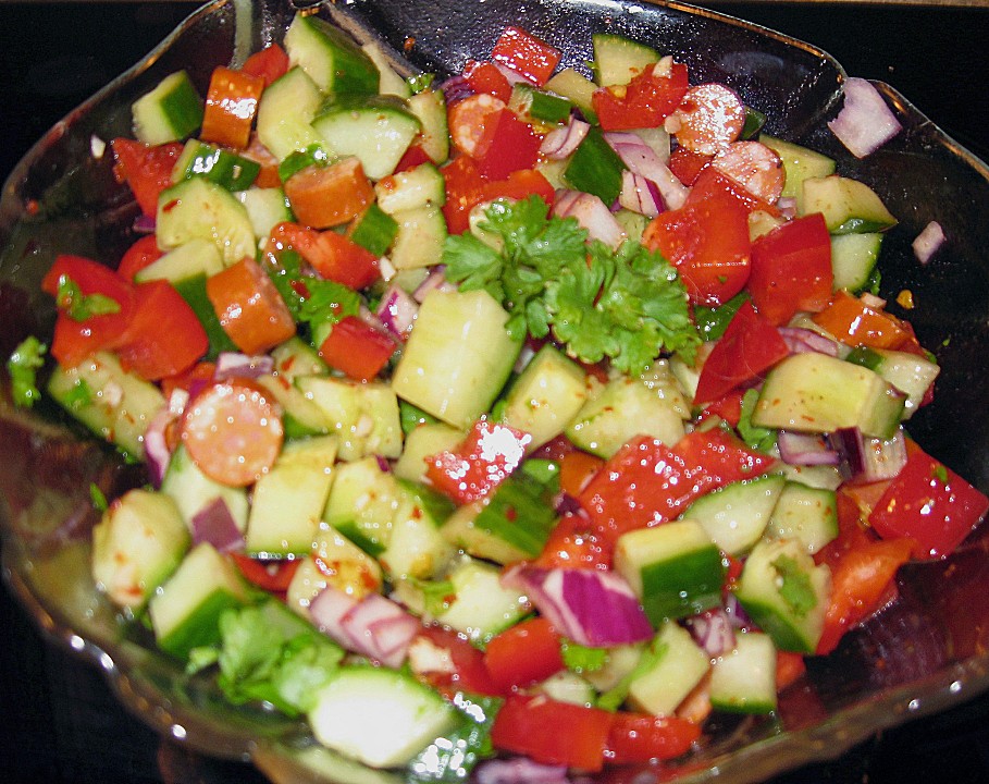 Feuriger Paprika - Gurken - Salat (Rezept mit Bild) | Chefkoch.de