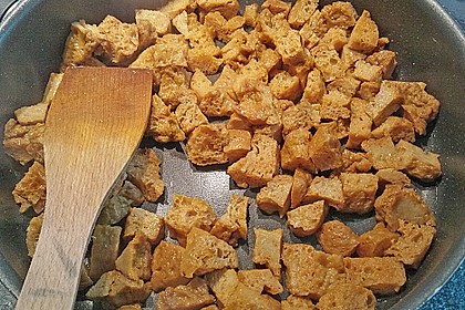 Roter Seitan mit Reis