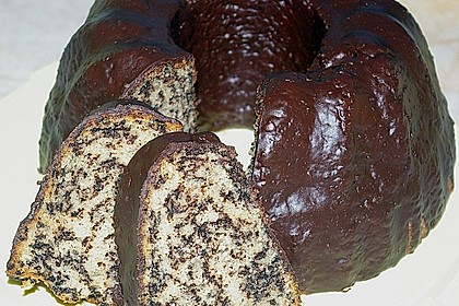 Ameisenkuchen mit Eierlik&ouml;r und Rum