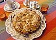 Stachelbeertorte mit einer Mandel - Baiserhaube