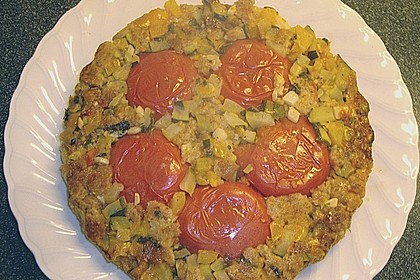Tarte Tatin mit gef&uuml;llten Tomaten