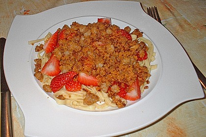 Nudeln mit Erdbeeren und Speck 1