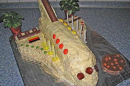 Geburtstagskuchen als 'Spaceshuttle' oder 'Raketenkuchen' 7