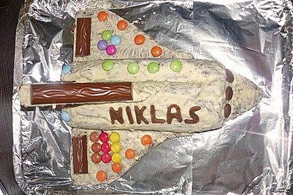 Geburtstagskuchen als 'Spaceshuttle' oder 'Raketenkuchen' 8
