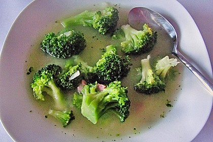 Brokkolisuppe 1