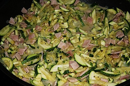Zucchini - Schinken - Nudeln 1