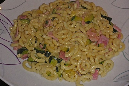 Zucchini - Schinken - Nudeln 9