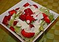 Eisbergsalat mit Erdbeeren