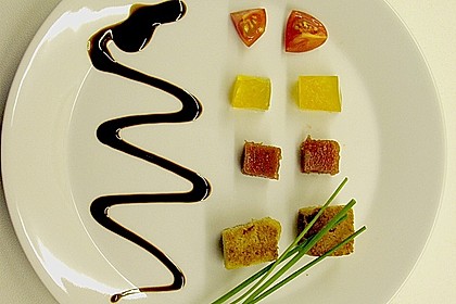 Zweierlei oder Dreierlei von der Tomate mit Graubrotcroutons 4