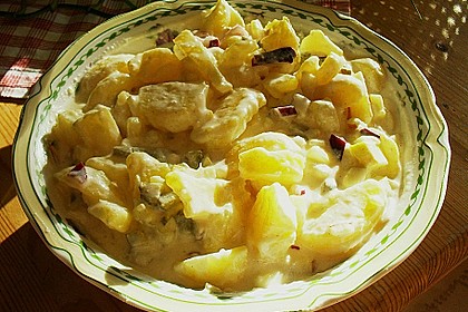 Kartoffelsalat mit delikatem Cremedressing
