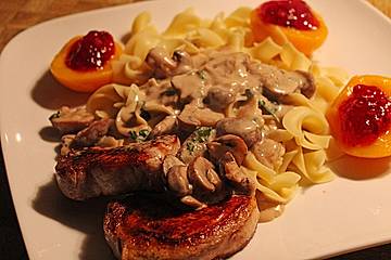 Minutensteaks mit Champignon - Sahne - Soße