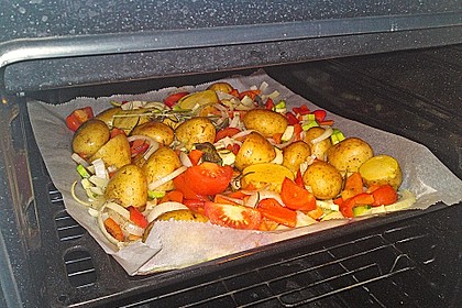 Ofenkartoffeln mit mediterranem Gem&uuml;se 7
