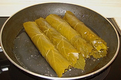 Hackfleischrollen in Weinbl&auml;ttern 1