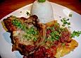 Schweinesteaks mit Ananas, Zwiebeln und Chili