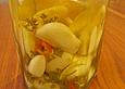 Eingelegter Knoblauch