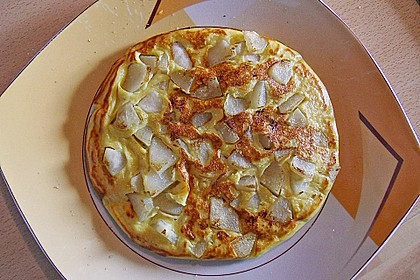 Fluffige Pfannkuchen mit Obst