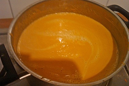Möhrensuppe mit Kokos, Ingwer und Curry 16