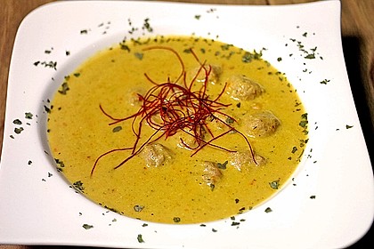 Möhrensuppe mit Kokos, Ingwer und Curry 4