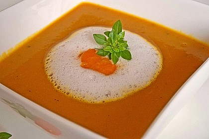 Möhrensuppe mit Kokos, Ingwer und Curry 5