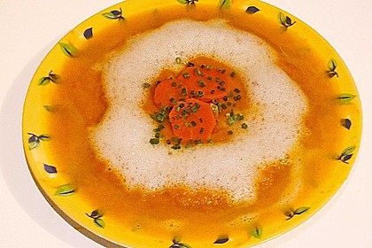 Möhrensuppe mit Kokos, Ingwer und Curry 9