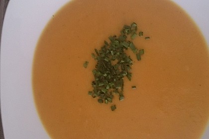 Möhrensuppe mit Kokos, Ingwer und Curry 11