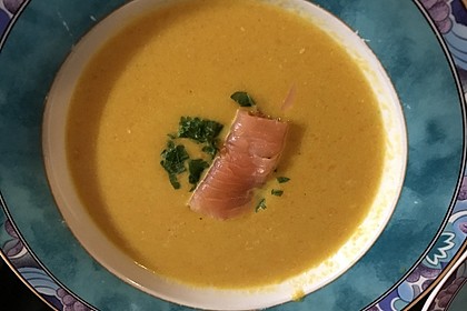 Möhrensuppe mit Kokos, Ingwer und Curry 6