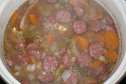 Linsensuppe mit Rotwein