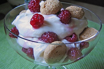 Erfrischendes Beeren - Sommerdessert 7