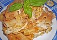 &Uuml;berbackene Makkaroni mit K&auml;se und Tomaten